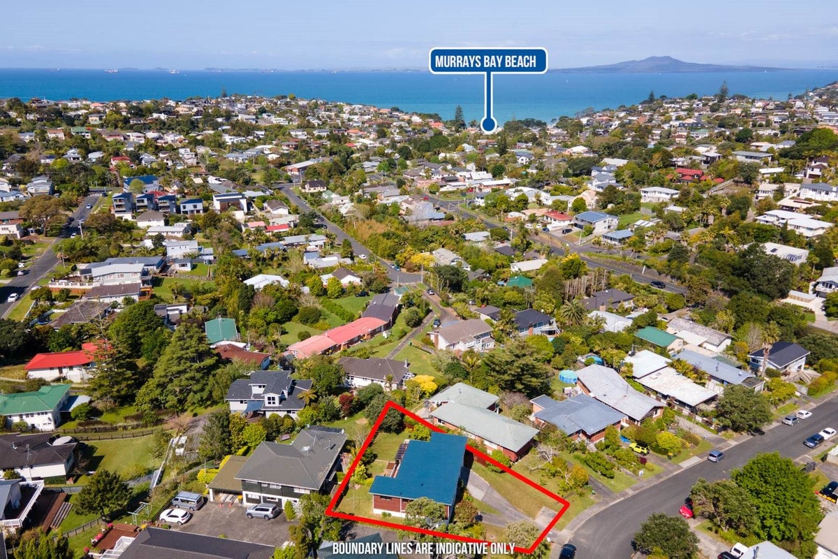 15 MacNay Way, Murrays Bay, Auckland - Carousel 2