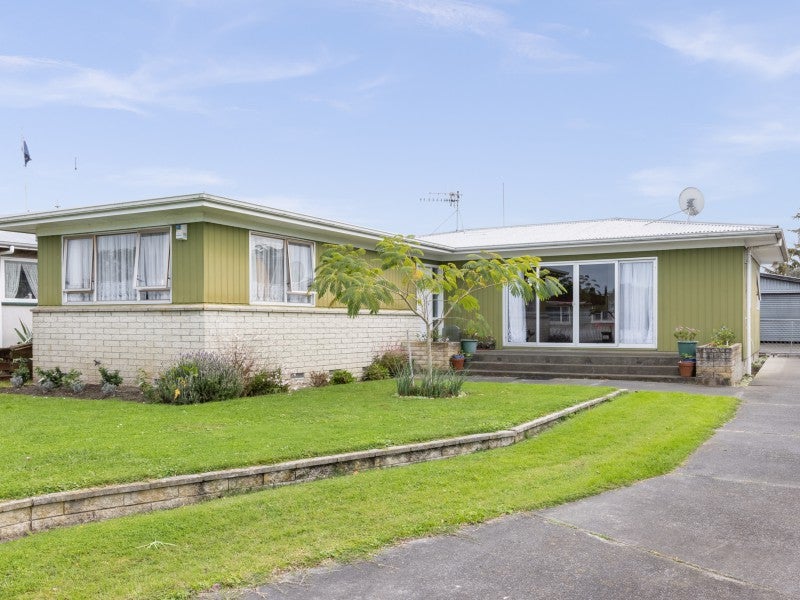 64 Alexander Avenue, Onekawa, Napier - Carousel 1