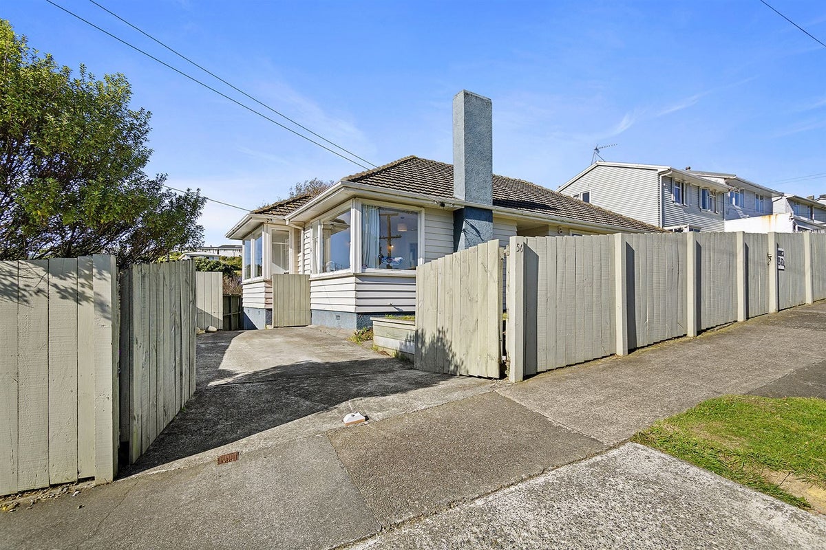 56 Bell Street, Tawa, Wellington - Carousel 20