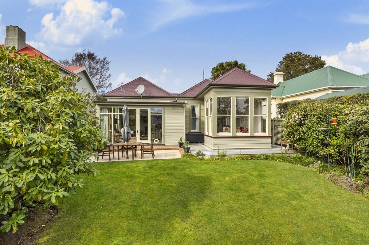 163 Highgate, Roslyn, Dunedin - Carousel 1