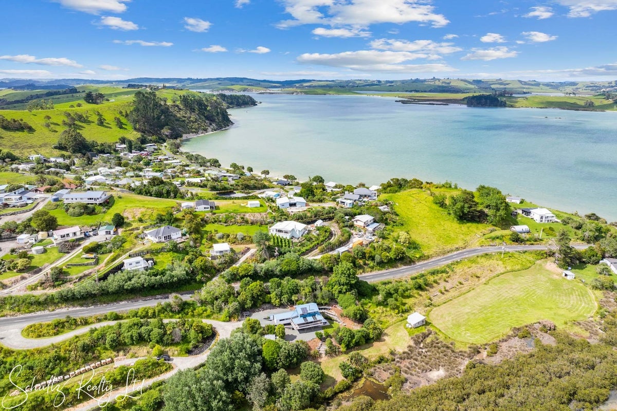 1122 Whakapirau Road, Whakapirau, Kaipara, Northland - Carousel 1