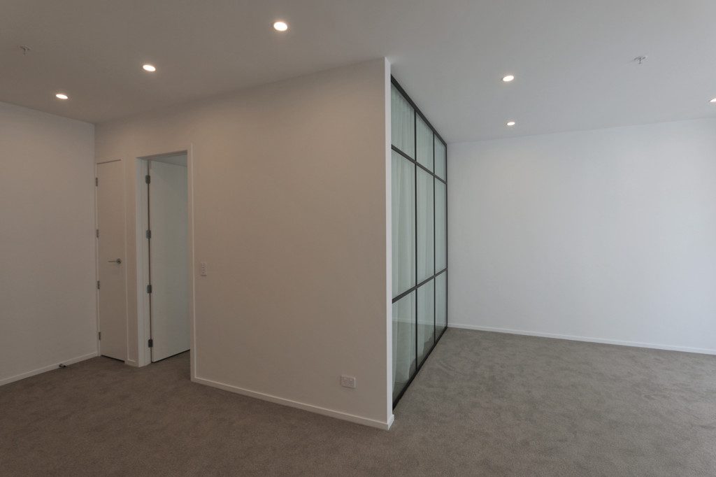 301 Great North Road, Henderson, Auckland - Carousel 22