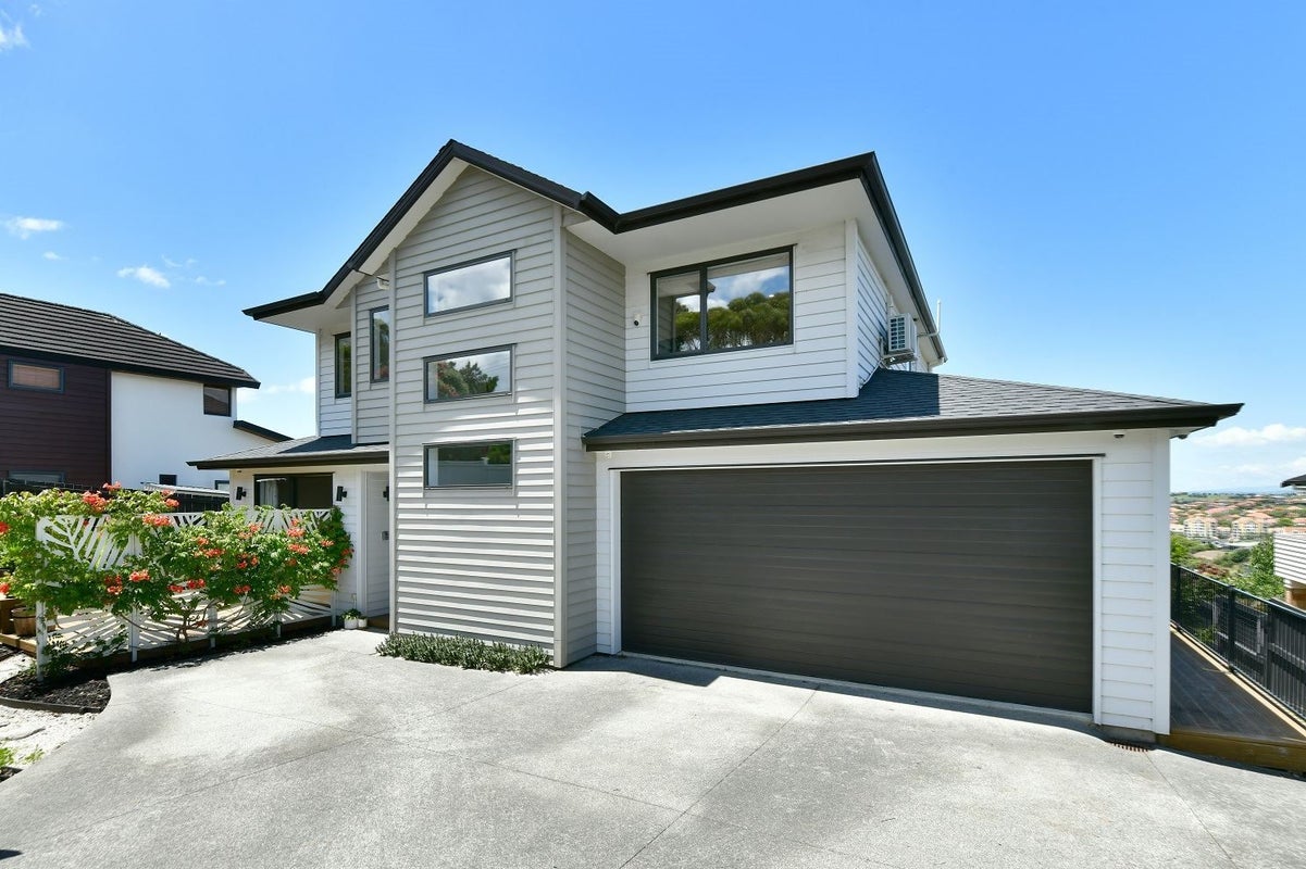 1191 Whangaparaoa Road, Gulf Harbour, Whangaparaoa - Carousel 1