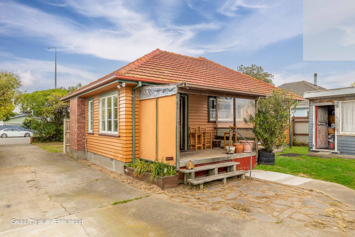 36 Bridge Street, New Brighton, Christchurch - Carousel 14