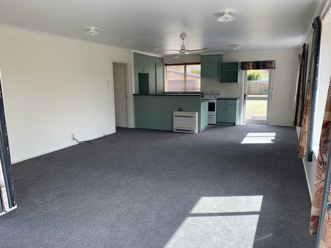 38 Davis Crescent, Netherby, Ashburton - Carousel 2