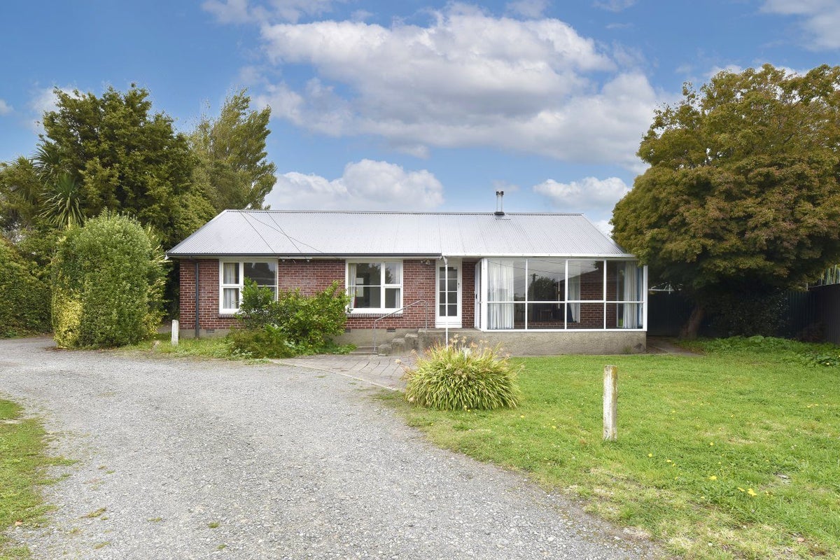 15 Haig Place, Woolston, Christchurch - Carousel 1