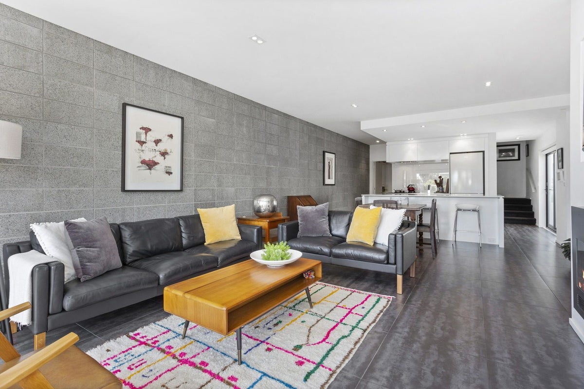 154 Holly Road, St Albans, Christchurch - Carousel 2