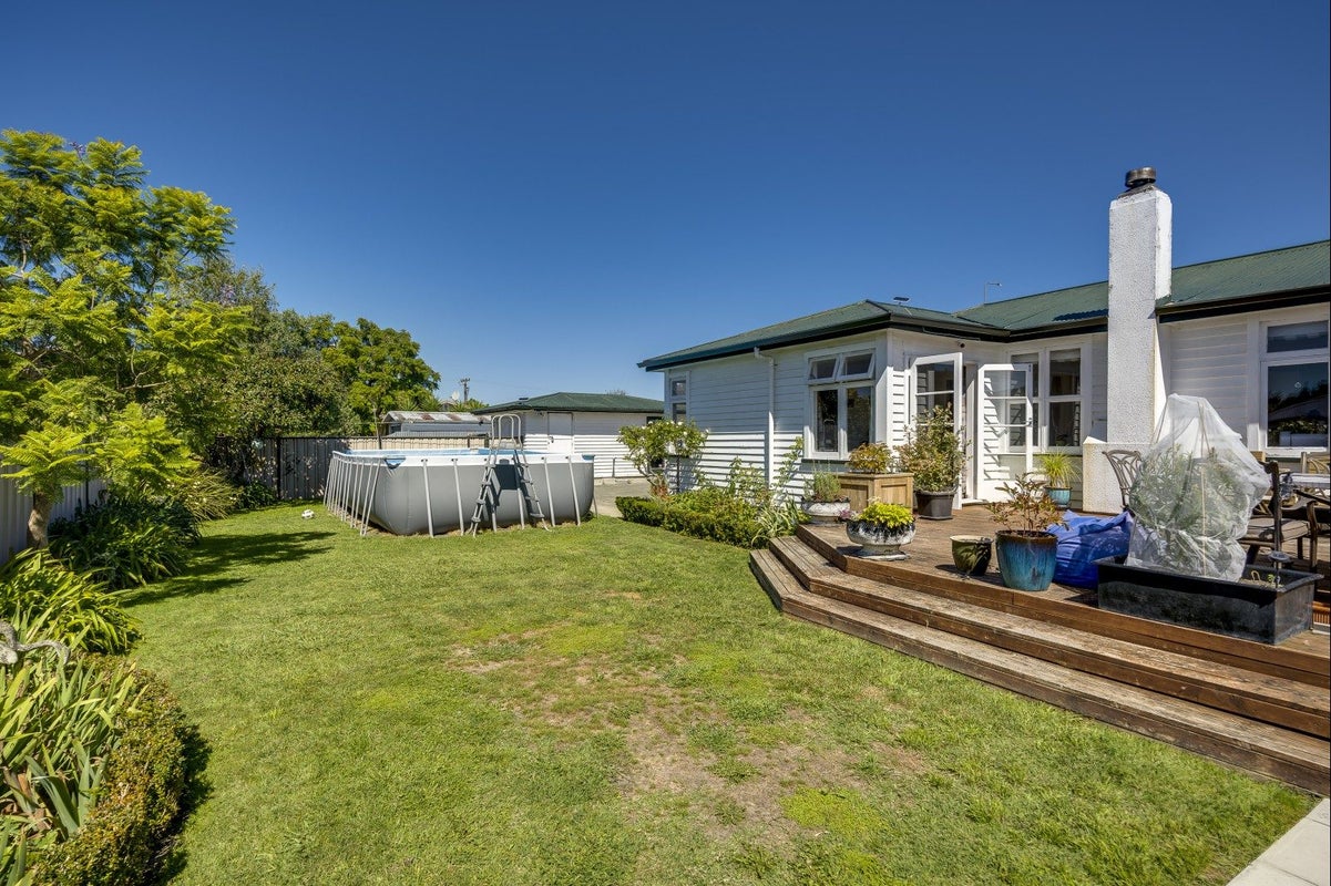1 Marshall Street, Onekawa, Napier - Carousel 19