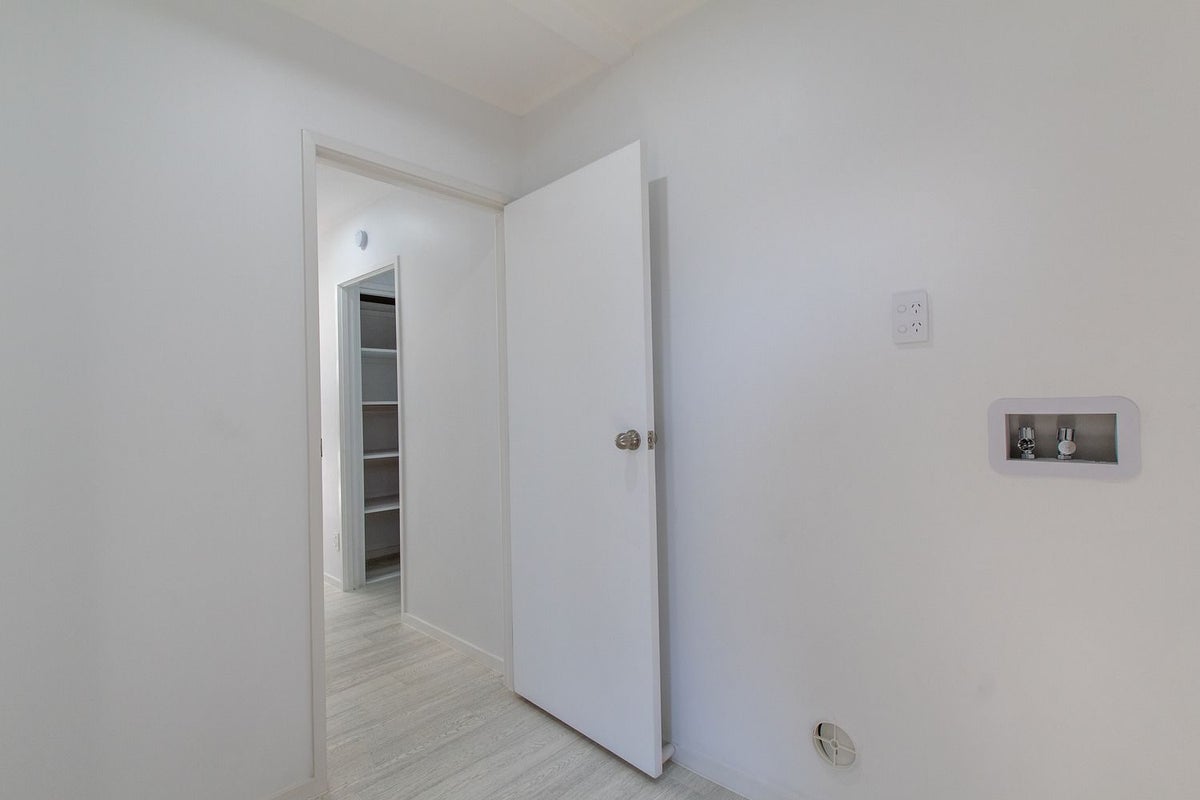3/174 Blockhouse Bay Road, Avondale, Auckland - Carousel 6