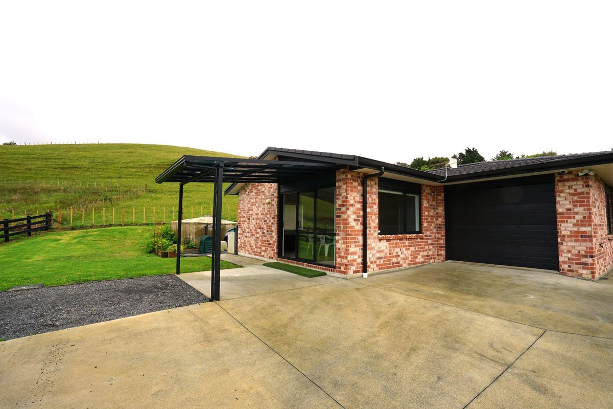 78 Old Coach Way, Ramarama, Drury - Carousel 1