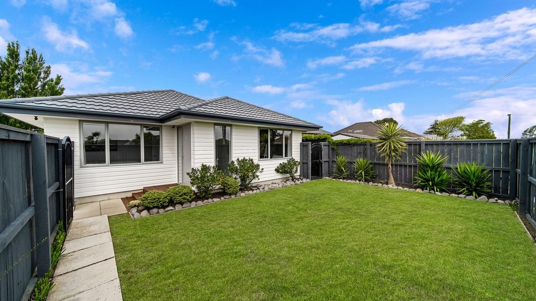 141 Baker Street, New Brighton, Christchurch - Carousel 1