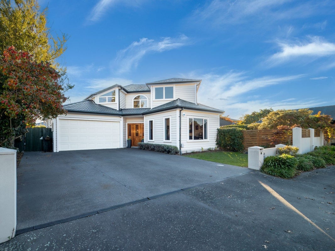 15 Sutton Place, Dallington, Christchurch - Carousel 1