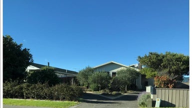64 Gray Avenue, Paraparaumu Beach, Paraparaumu - Carousel 1