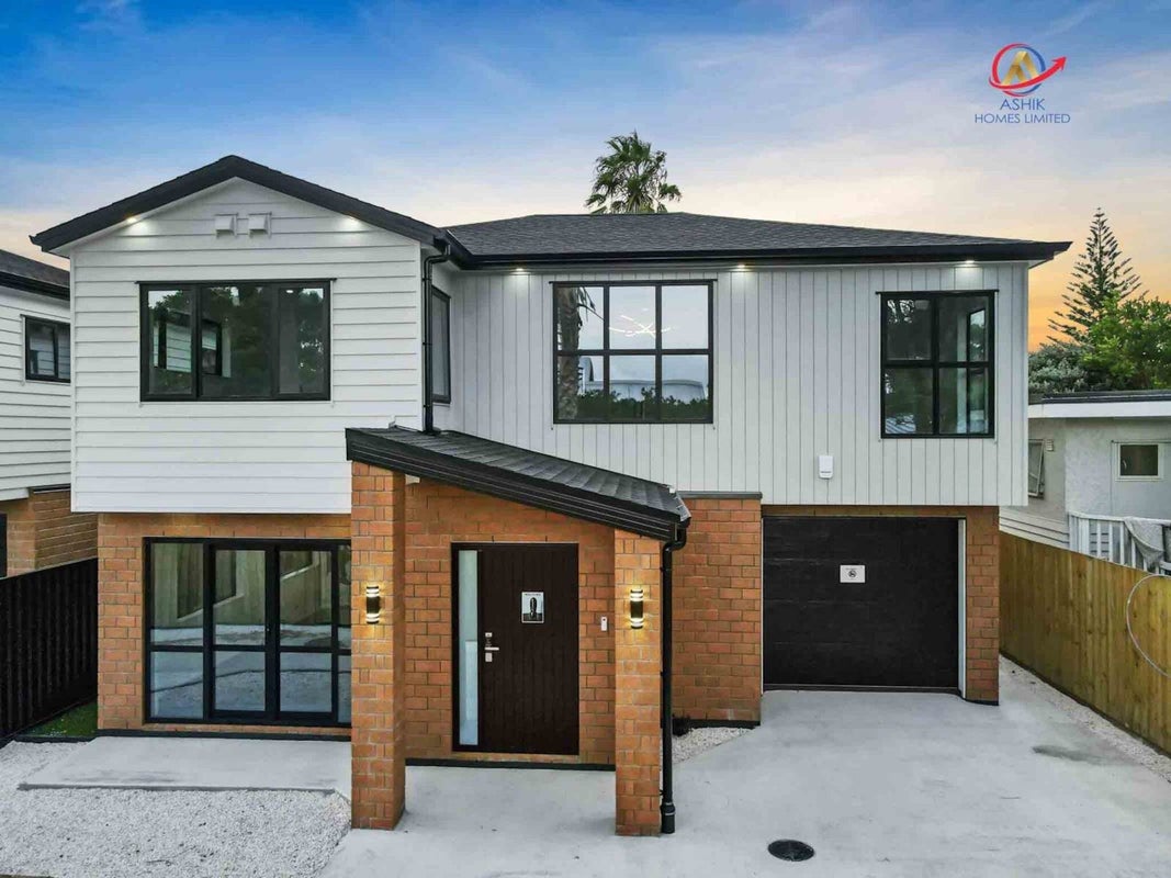 21A Blanes Road, Weymouth, Auckland - Carousel 2