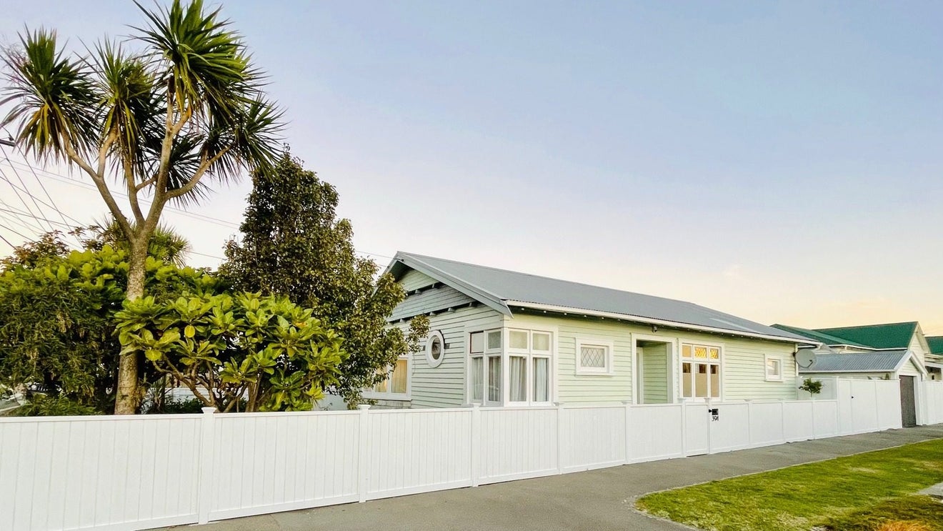 394 Jackson Street, Petone, Lower Hutt - Carousel 1