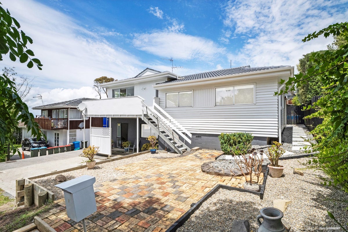 7 Lush Avenue, Saint Johns, Auckland - Carousel 2