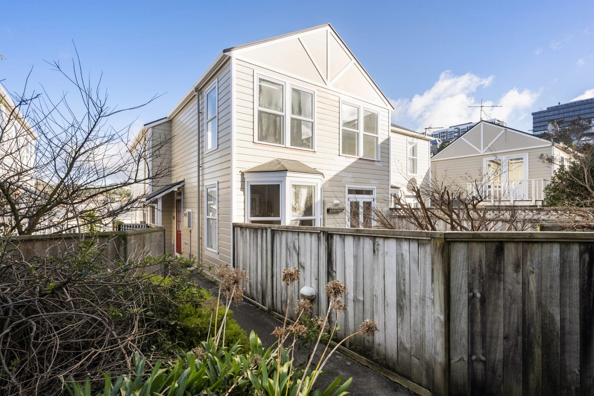 10/259 The Terrace, Te Aro, Wellington - Carousel 1