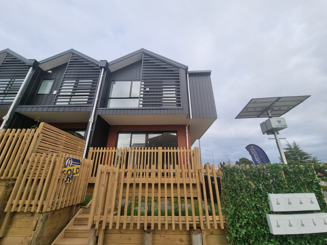 1B Hazel Avenue, Mount Roskill, Auckland - Carousel 11