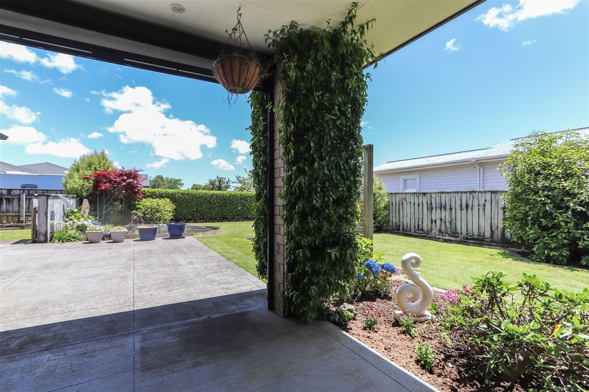16 Kahikatea Street, Inglewood, Inglewood - Carousel 20