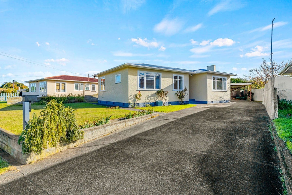 4 Kaka Place, Whanganui East, Whanganui - Carousel 1