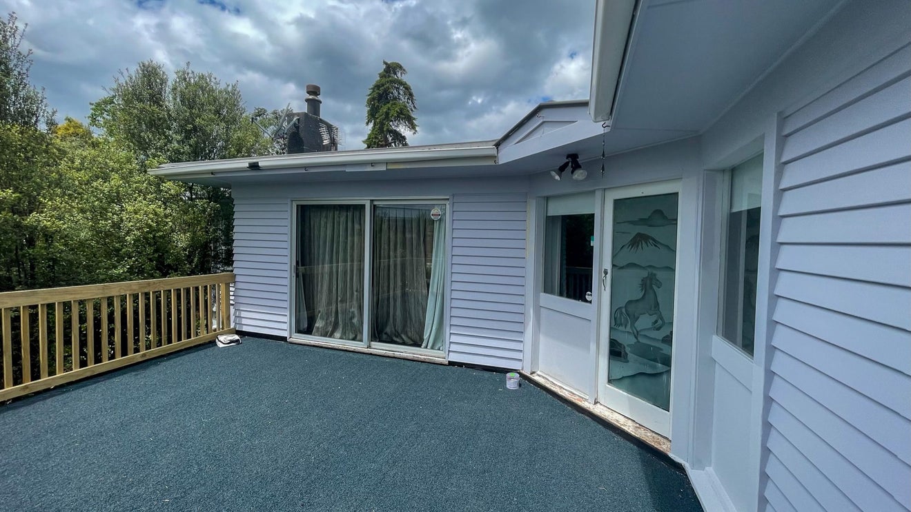 15 Rerewai Place, Kelston, Auckland - Carousel 1