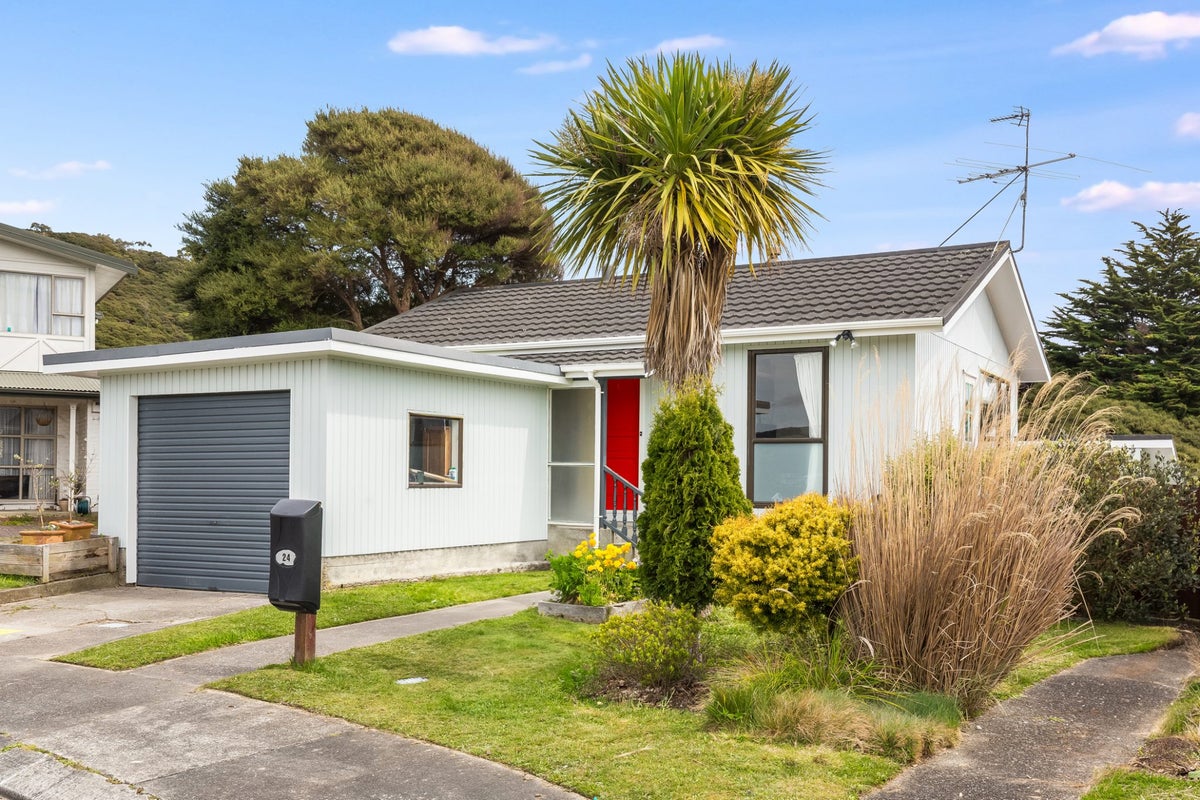 24 The Sounding, Whitby, Porirua - Carousel 1