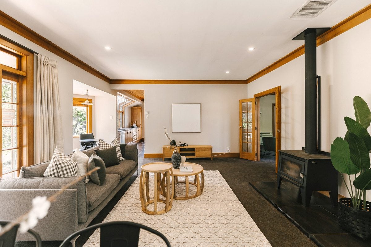 23 Te Awe Awe Street, Hokowhitu, Palmerston North - Carousel 1
