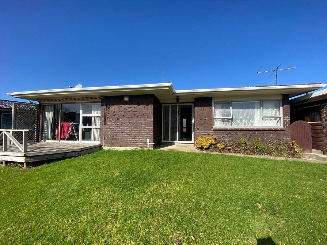 17 GALVAN AVE, Sunnyhills, Auckland - Carousel 1
