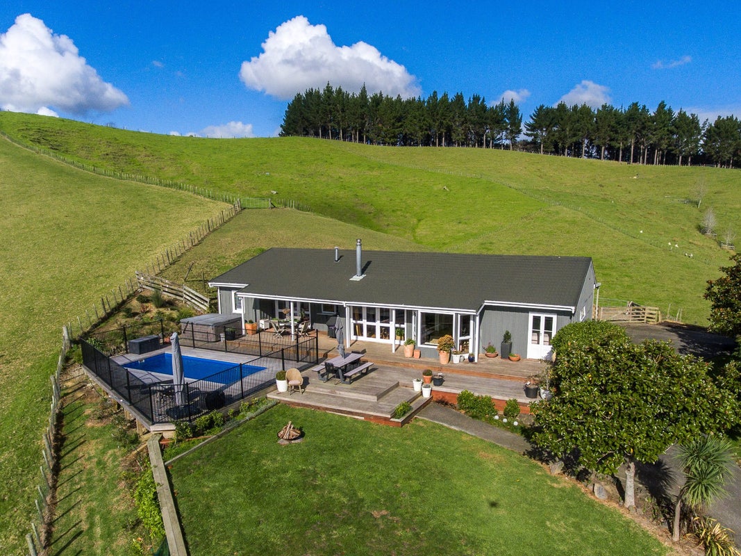 579B Inland Road, Helensville, Helensville - Carousel 1