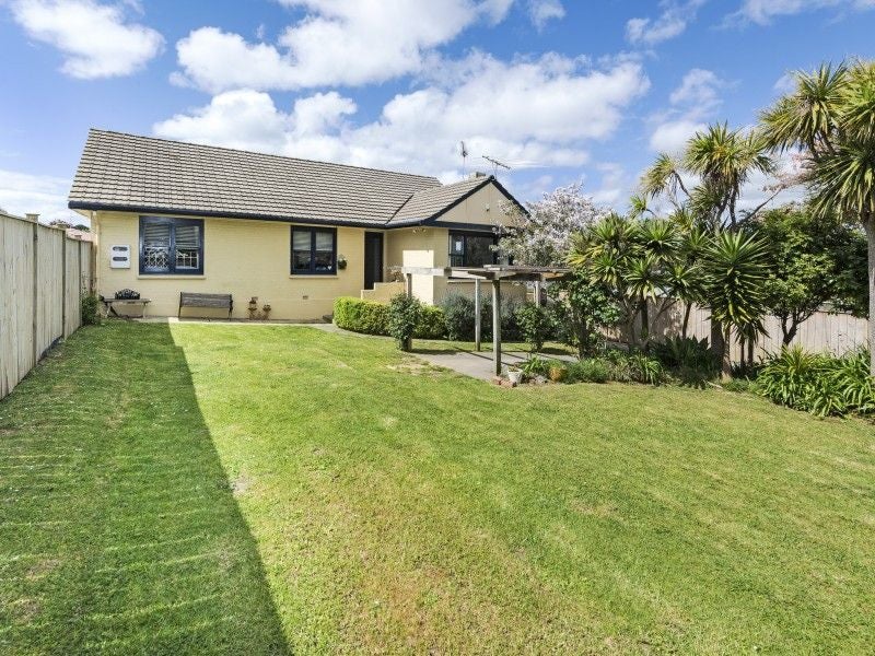 72 Elliot Street, Howick, Auckland - Carousel 1