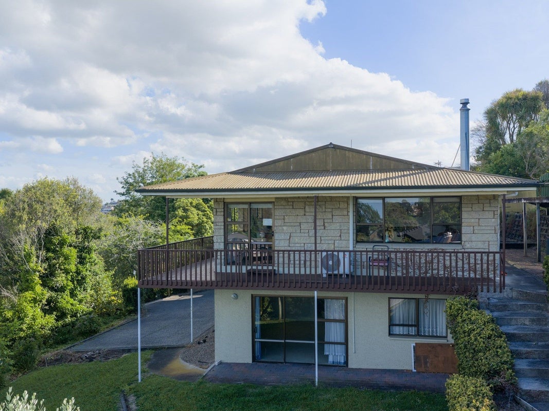 47 Ranui Street, Dinsdale, Hamilton - Carousel 1