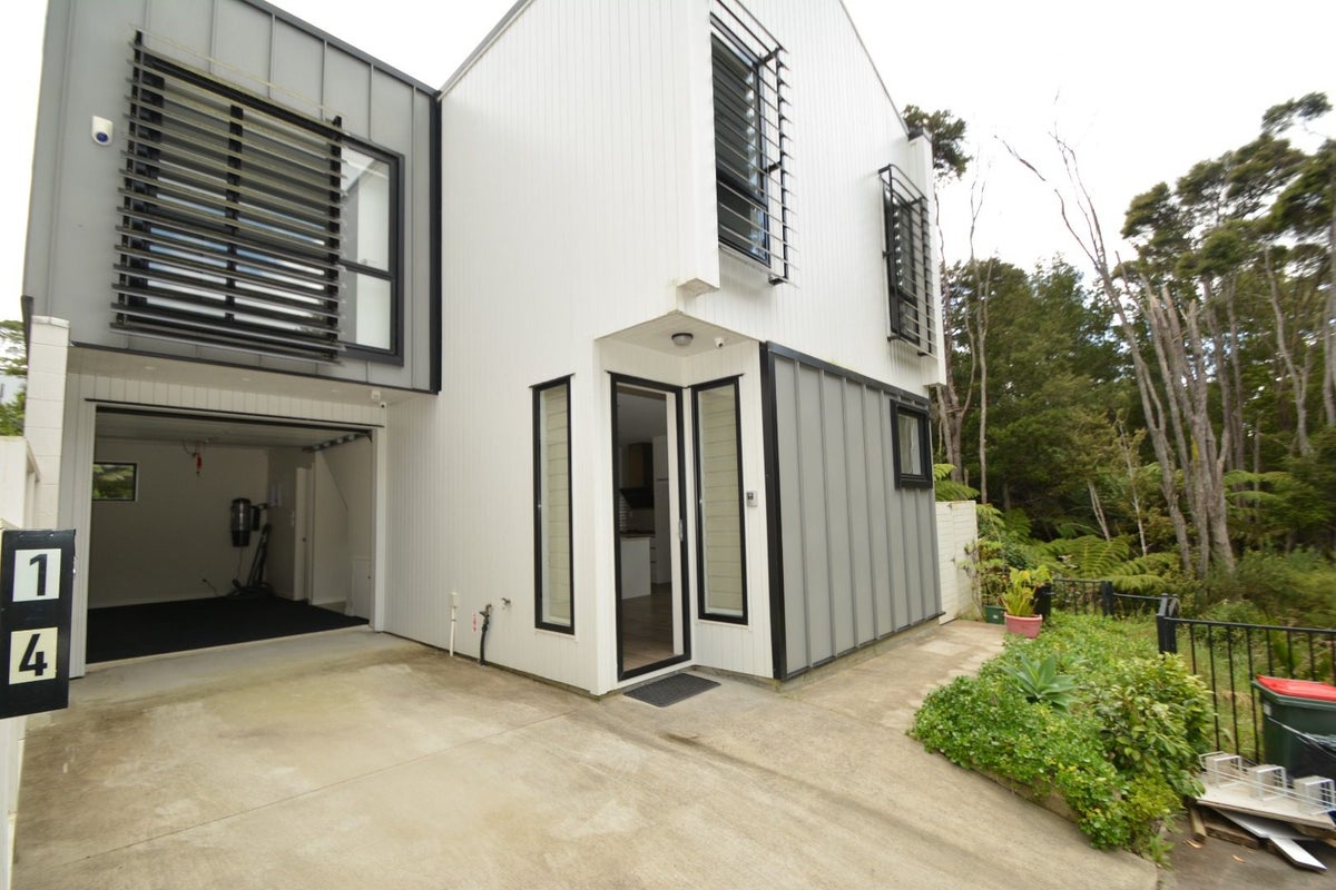 14 Mohaka Way, Albany Heights, Auckland - Carousel 1