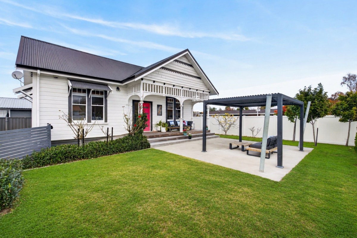 314 Townshend Street, Saint Leonards, Hastings - Carousel 1