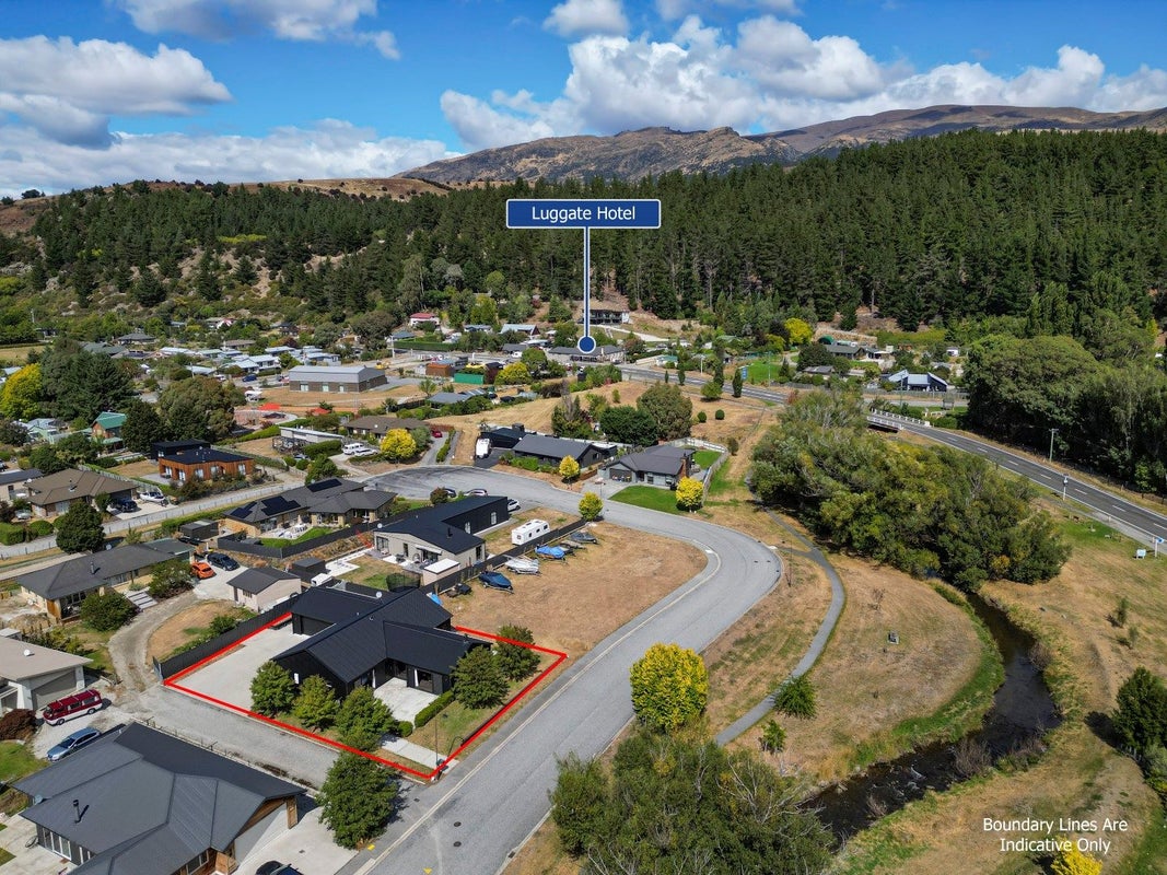 15 Alice Burn Drive, Luggate, Wanaka - Carousel 31