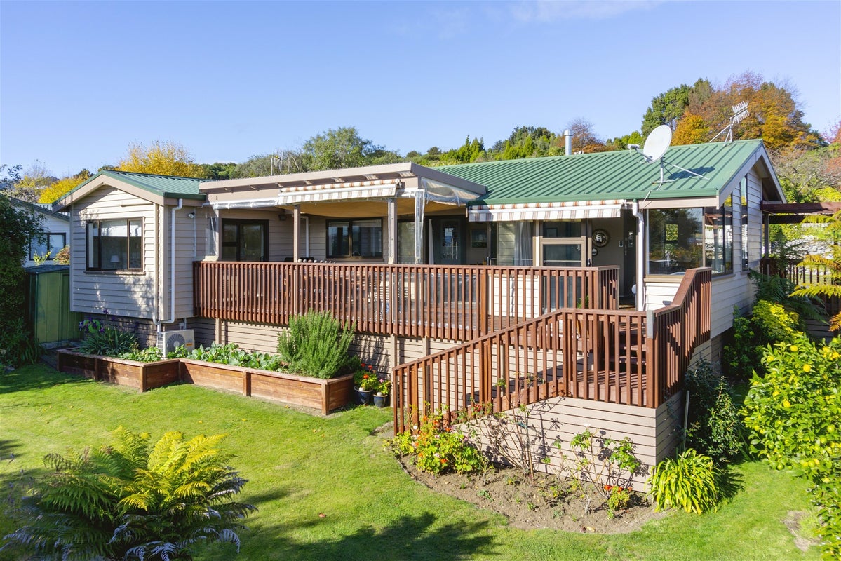 34 Arrowsmith Avenue, Waipahihi, Taupo - Carousel 1