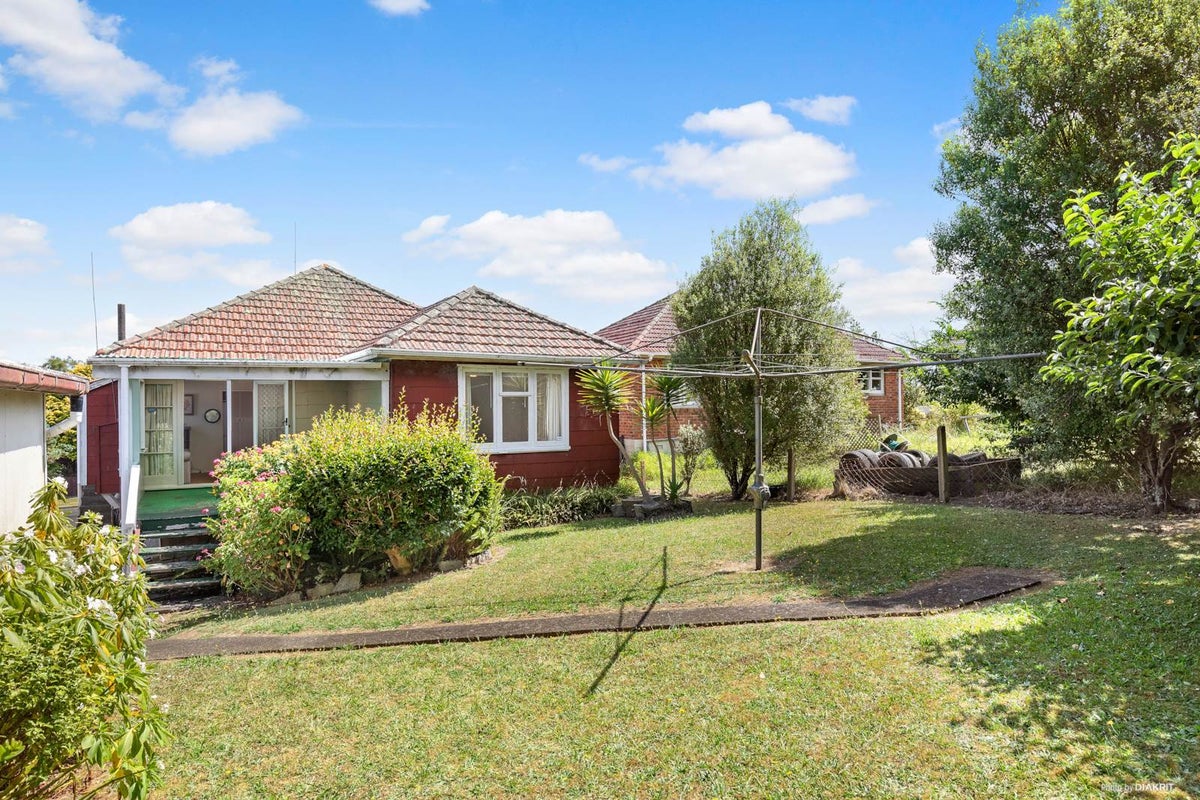 82 Gifford Avenue, Wesley, Auckland - Carousel 1