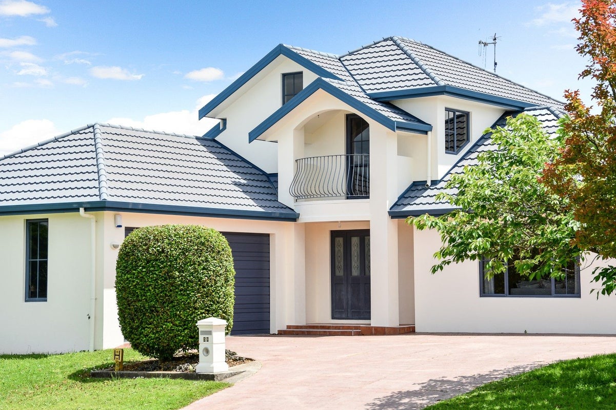 58 Keswick Crescent, Huntington, Hamilton - Carousel 1