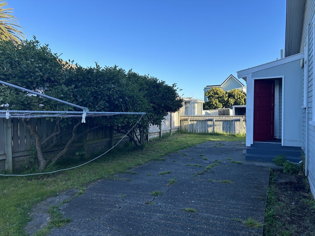 64 Park Road, Miramar, Wellington - Carousel 11
