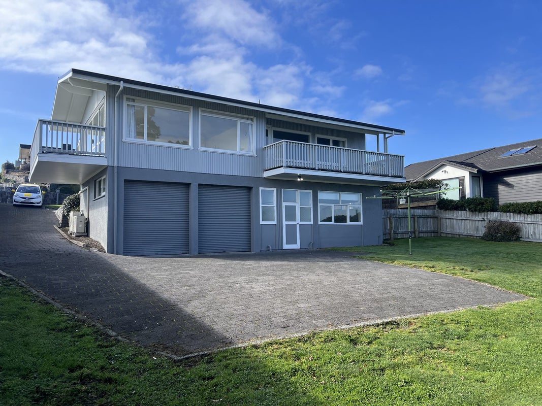 23 Ngauruhoe Street, Hilltop, Taupo - Carousel 2