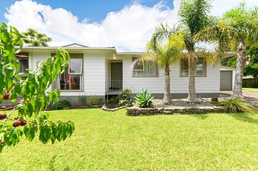 35 Awaruku Road, Torbay, Auckland - Carousel 1