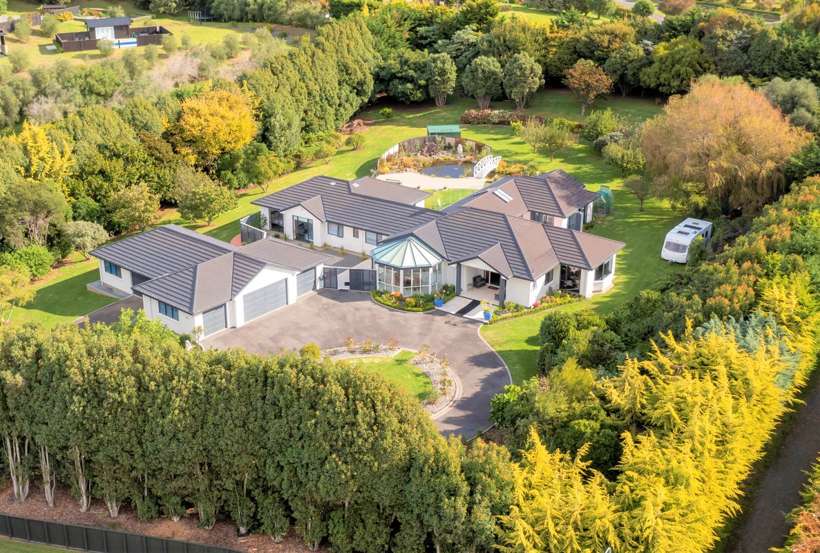 109 King Arthur Drive, Otaihanga, Paraparaumu - Carousel 1