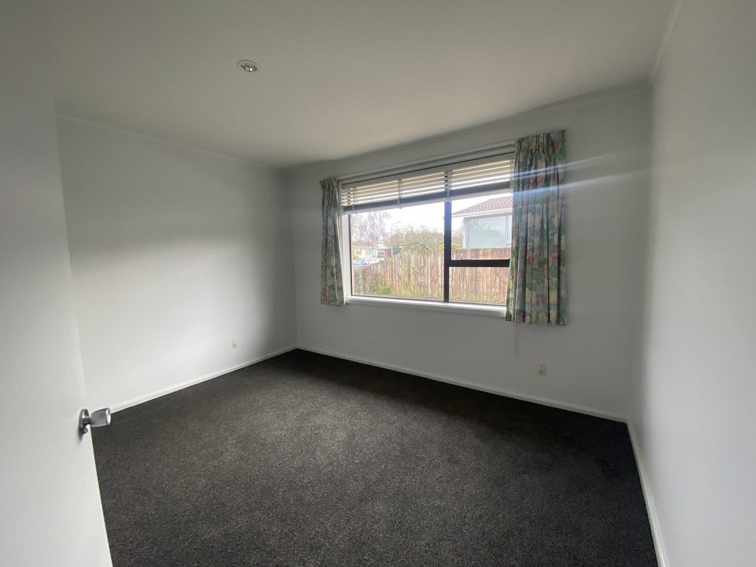1/24 Hartford Street, Burnside, Christchurch - Carousel 11