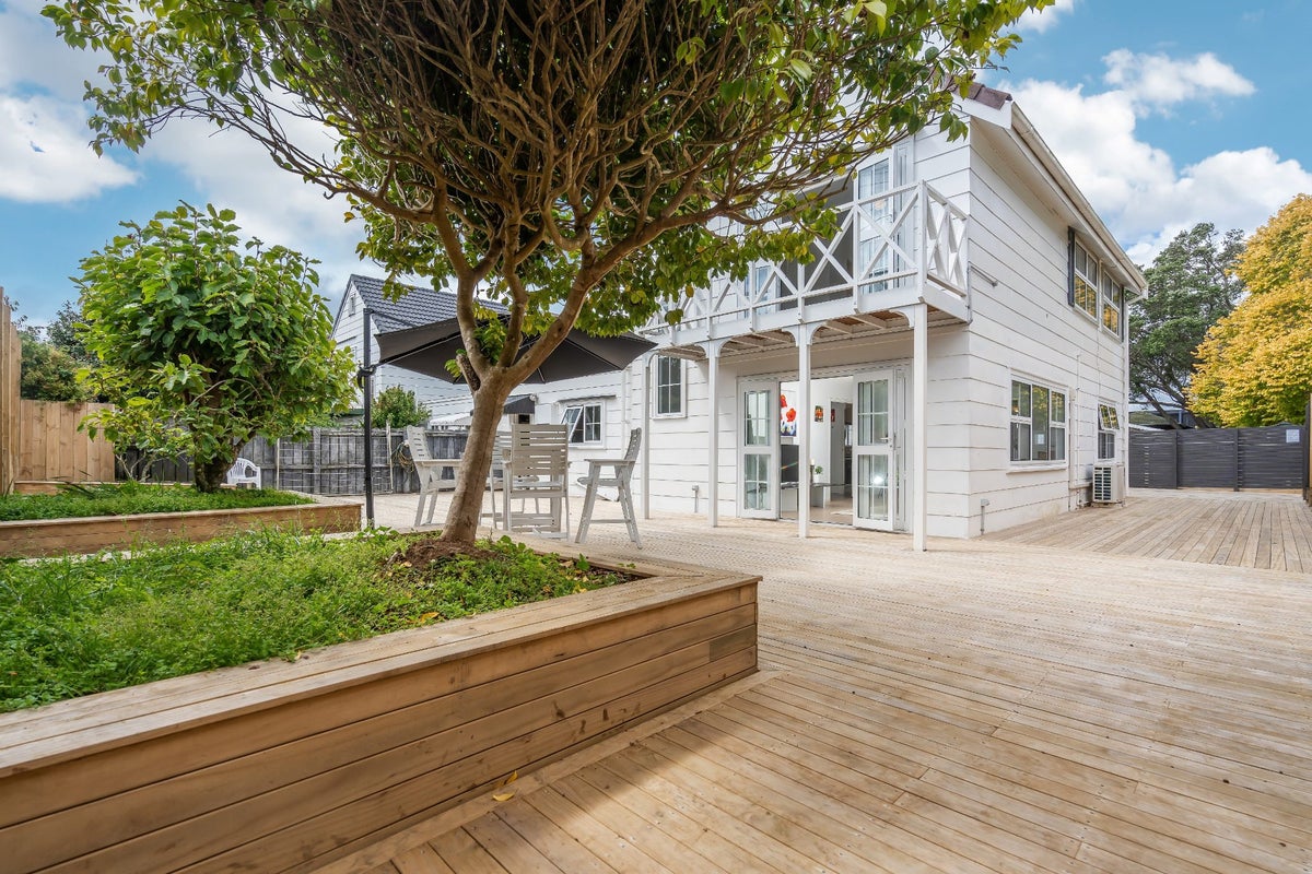 1/97 Wheturangi Road, Greenlane, Auckland - Carousel 1