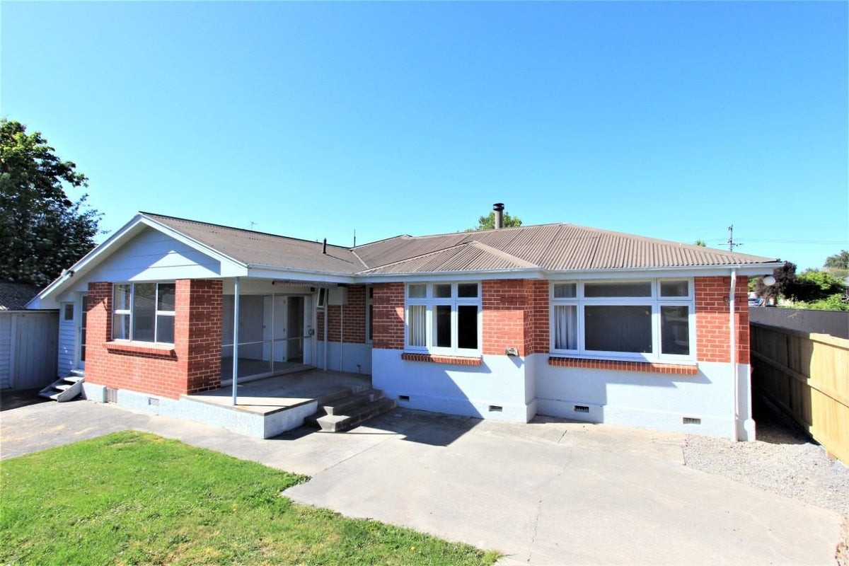 6B Lucas Street, Riversdale, Blenheim - Carousel 1