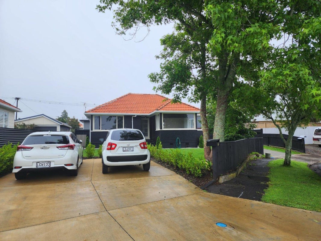 7 Raleigh Street, Vogeltown, New Plymouth - Carousel 1