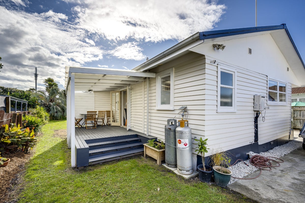 1011 Glenhope Street, Mahora, Hastings - Carousel 15