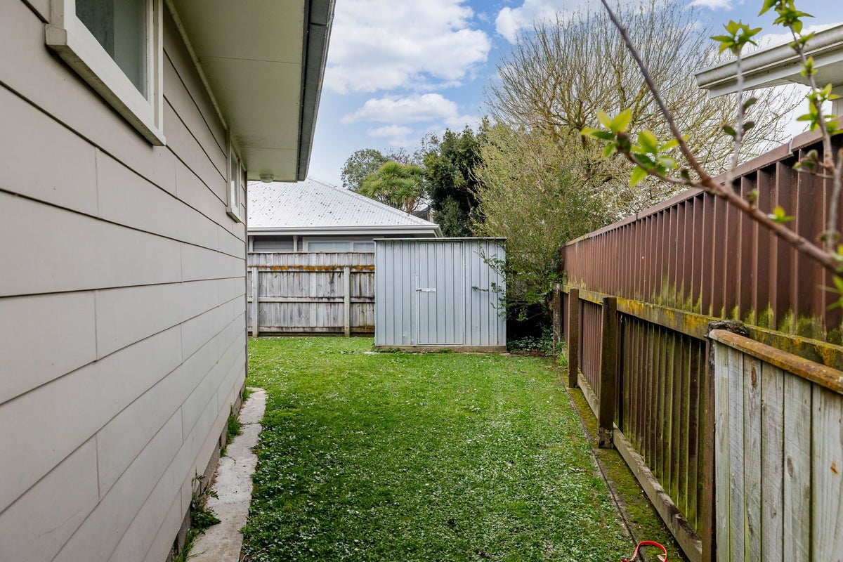 139 Ruamahanga Crescent, Terrace End, Palmerston North - Carousel 19