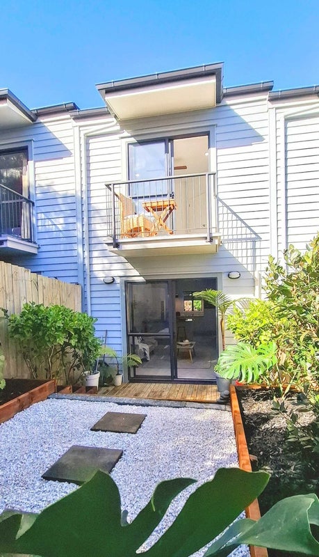 4/24 Norrie Avenue, Mount Albert, Auckland - Carousel 2