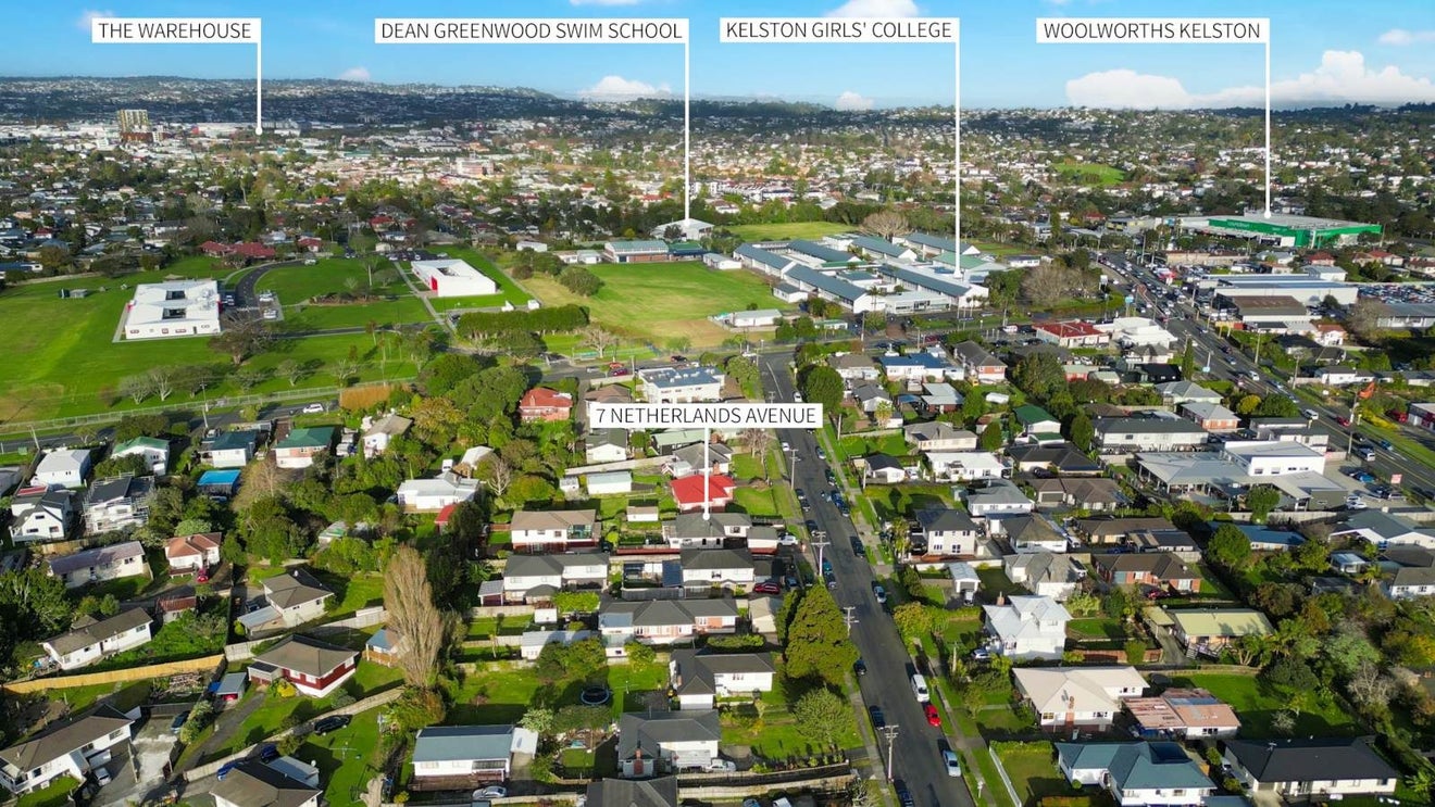 7 Netherlands Avenue, Kelston, Auckland - Carousel 19