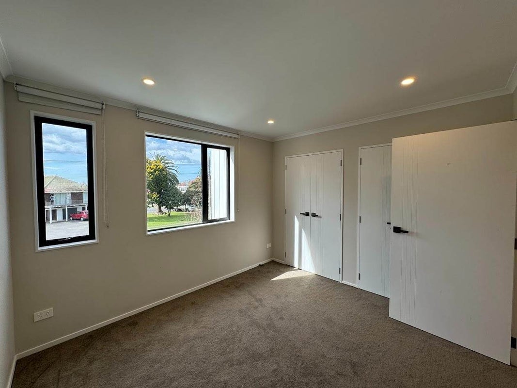 3/66 Swanson Road, Henderson, Auckland - Carousel 8